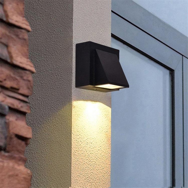 Hete verkoop 5W 12W buitenverlichting Waterdichte wandlamp Moderne aluminium op en neer geleide wandlamp met fabrieksprijzen