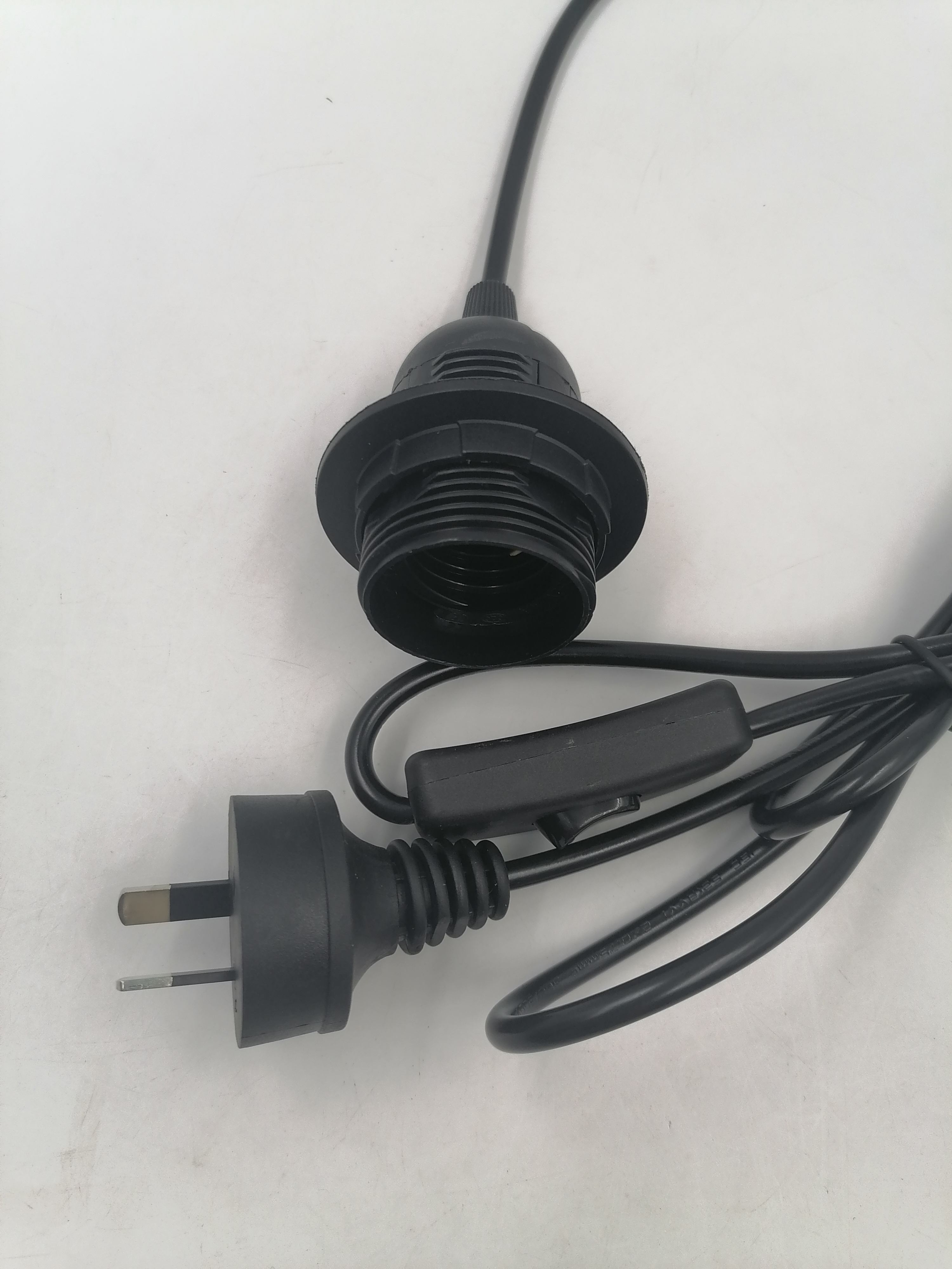 AU-stekker 1,8 m lijnkabel 303 Aan Uit Netsnoer voor LED-lamp met knopschakelaar Draadverlenging