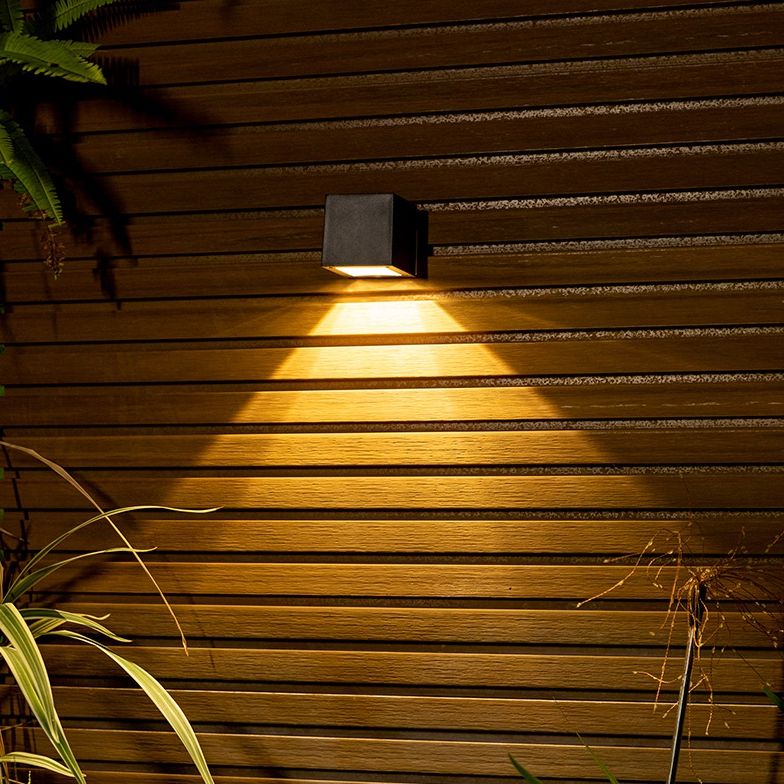 Wandlampen op zonne-energie Wandlampen op zonne-energie Wandlampen op zonne-energie Outdoor Cube Solar Lamp Vierkant Solar Lamp Waterdicht IP65 Warm Licht Lamp