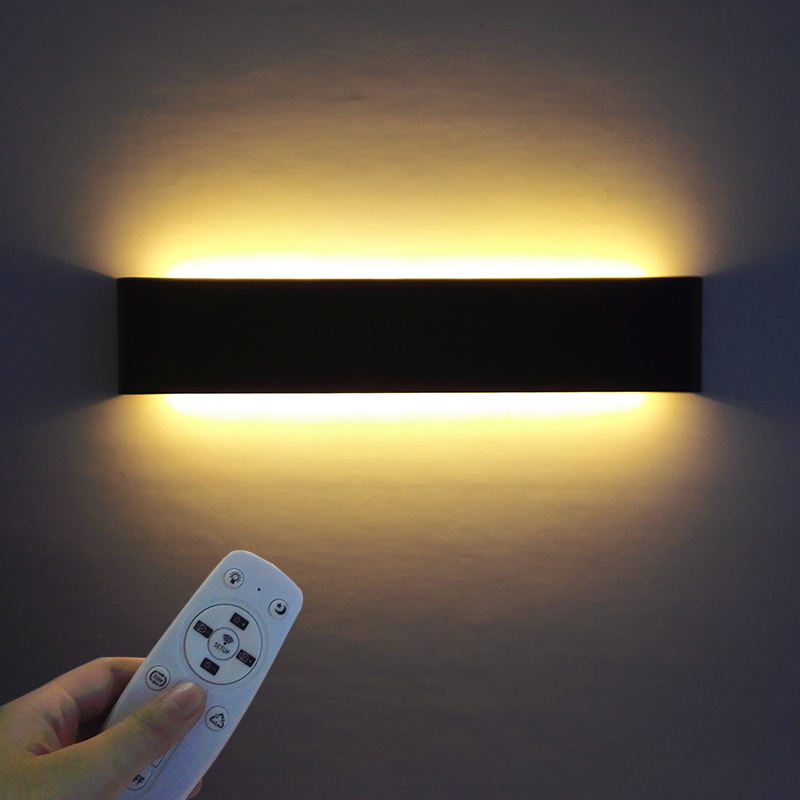 Zwart of wit Shell Up en Down Lighting Functies Slimme 2.4G RF-afstandsbediening LED-wandlamp met de laagste prijs