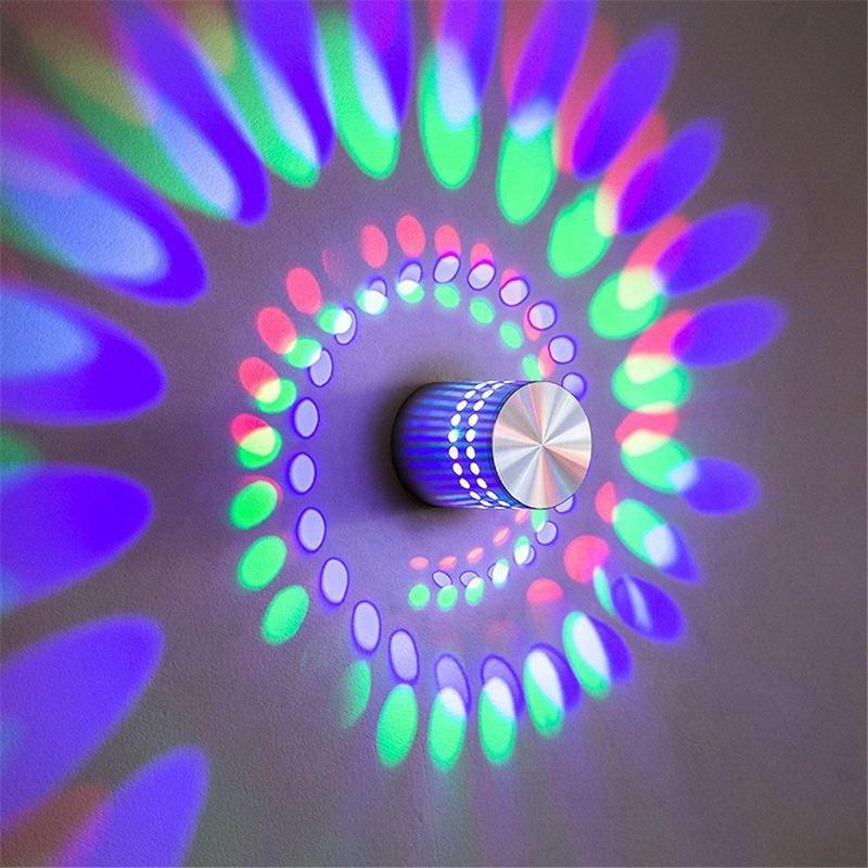 Gemengd licht Hoogwaardige wandlamp met spiraalgat en binnenverlichting met kleurrijke fabrieksprijs voor woonkamerdecoratie