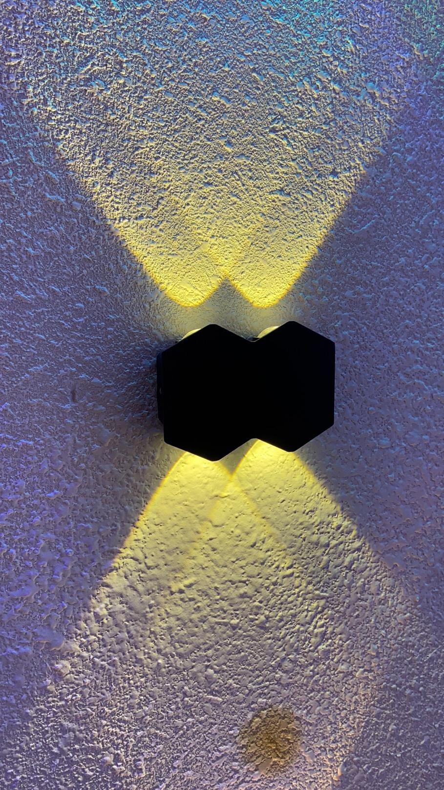 Moderne LED-lamp Vier waterdichte wandlampen en decoratief buitenlicht
