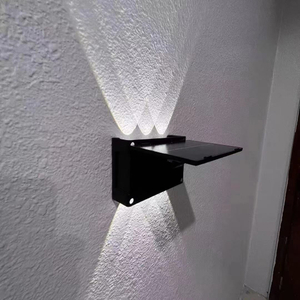 up en down IP65 6LED Solar Lamp Opladen op zonne-energie Wandlamp op zonne-energie IP65 waterdichte buitenwandlamp voor tuindecoratie