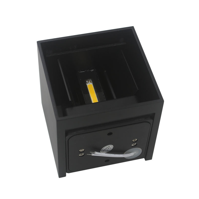 Dimbare waterdichte IP65 leeswandlampen Vierkante kubus LED-wandlamp Up and Down Factory Outlet Decora Veiligheid Redelijke prijs