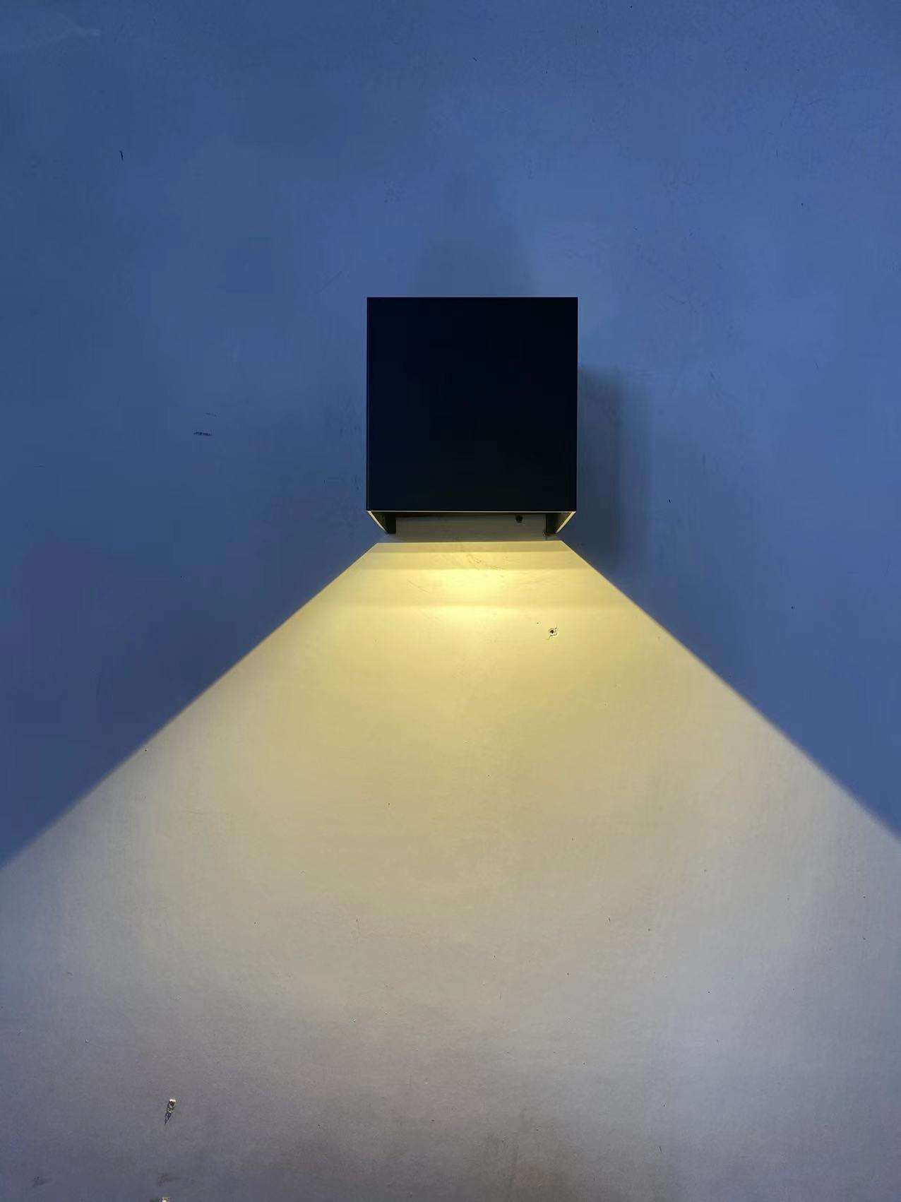 Buiten waterdichte Ip65 vierkante zwart wit 20w moderne led wandlampen voor tuin