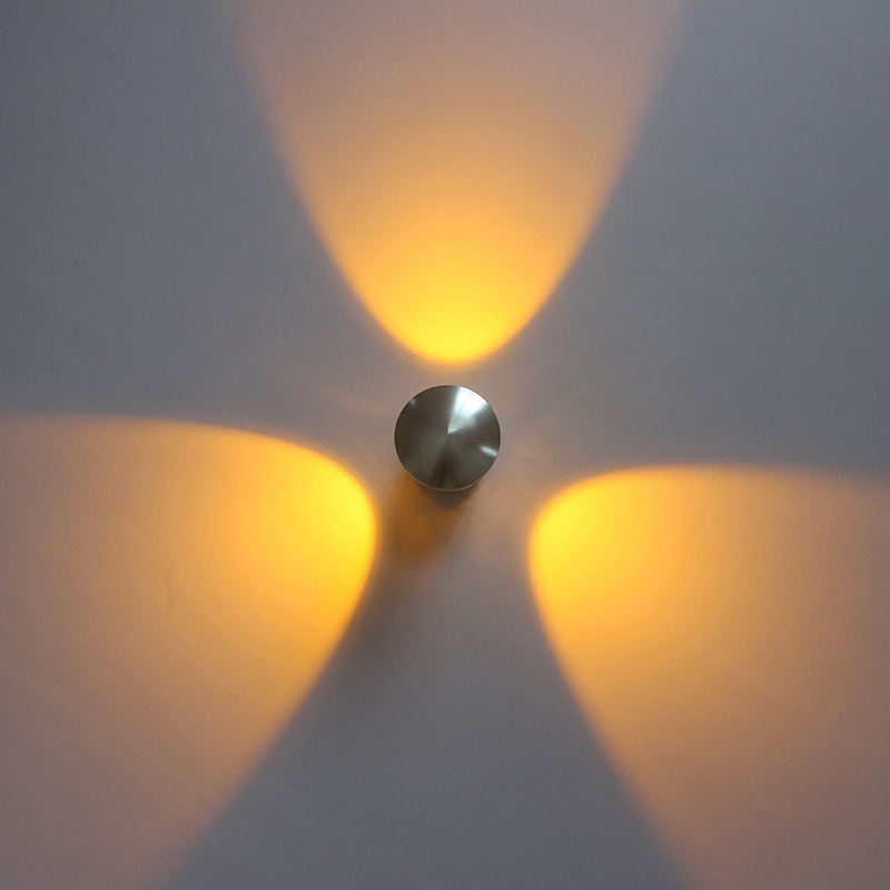 Moderne 360 ​​graden wandlamp LED wandlamp Up en Down Buiten- en Binnenverlichting