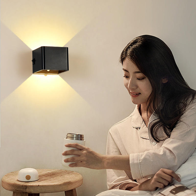 Led Opladen Wandlamp Slaapkamer Hoofdeinde Human Sensing Slaapzaal Usb Geen Bedrading Geen Ponsen Gangpad Hal Klein Nachtlampje
