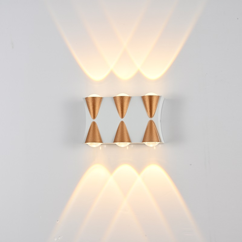 Slanke wandmontage Led-ijdelheidsverlichting Badkamerkastverlichting Zachte lichtgevende lamp Aangepaste decoratieve wandlamp