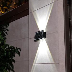 Zonne-schijnwerper Foco LED-lamp Waterdichte zonne-verlichting Apparaten Schijnwerpers Muur Tuin Zonne-verlichting Buiten