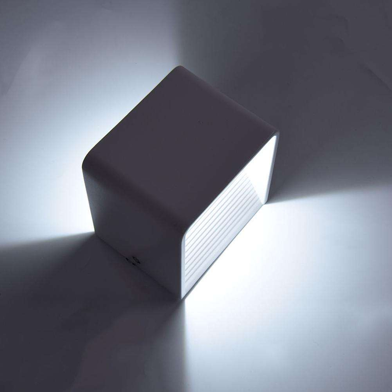 Cube CoB 6W LED Up En Down Wandkandelaar AC85-265V Slaapkamer Nachtkastje Kubus Wandlamp Indoor Aluminium Decoratie Verlichting Goederen