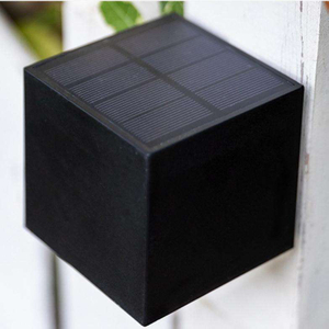 Nieuwe solar wandlamp buiten tuin wandlamp huishouden vierkant nachtlampje spaarlamp waterdicht