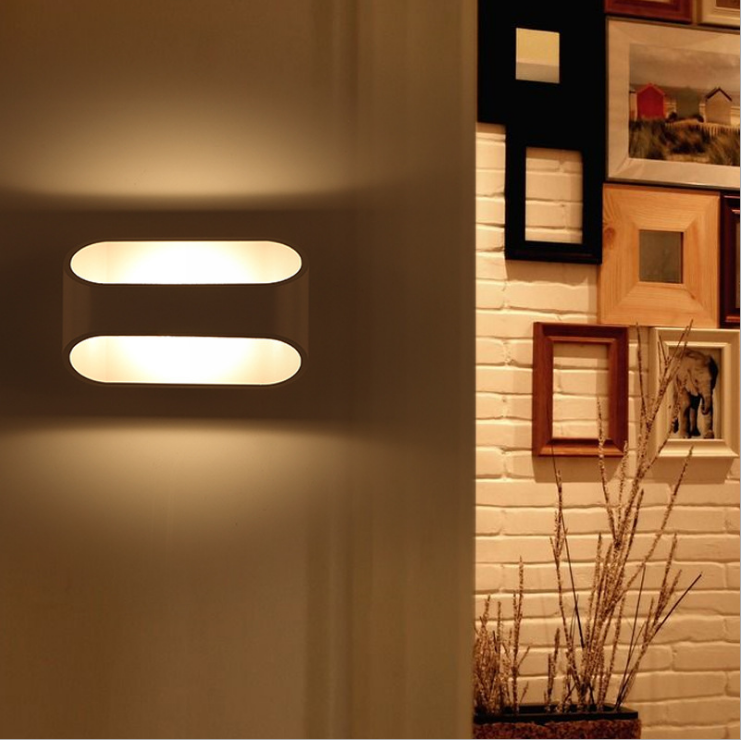 Nieuwe 5W RGB-wandlamp Up Down Indoor Wandlamp LED-achtergrondwandlamp voor huis- en hoteldecoratie