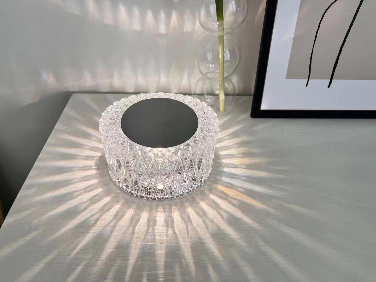 Rose Crystal Lamp Opladen via USB Verjaardagscadeau Fancy Night Lights Dimbare tafellamp Slimme wandlamp Human Body Induction