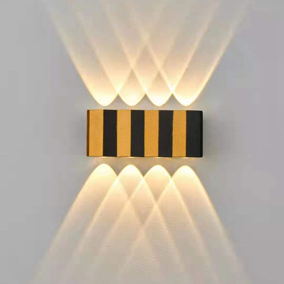 Wandlamp Mode Rechthoek Goud Zwart Licht omhoog en omlaag Lichtgevend Lichaam Lamp Verlichting Stijl Modern Kantoor Rohs Epistar Input Flux
