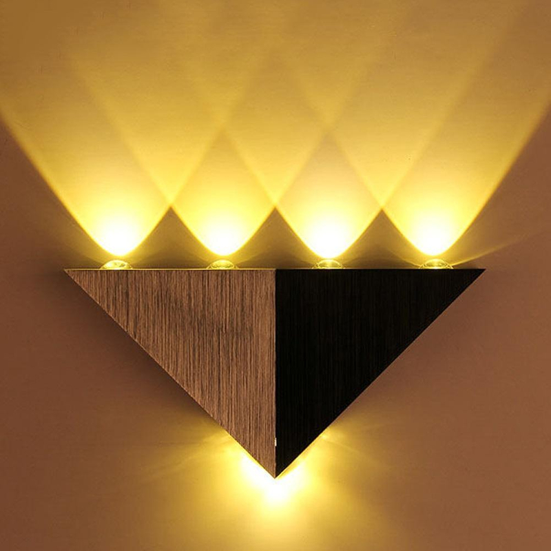 5W Driehoek op en neer wandlamp voor slaapkamer trappen indoor blaker verlichting 220V verlichting op en neer Europese stijl Nieuwjaar