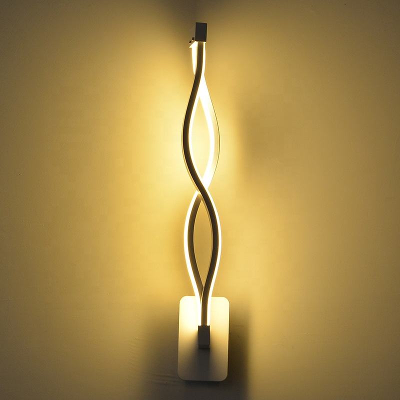 21W LED Wandspot Smart 2.4G Traploos dimmen Driekleurige binnenkamers Aluminium wandlamp met groothandelsprijs