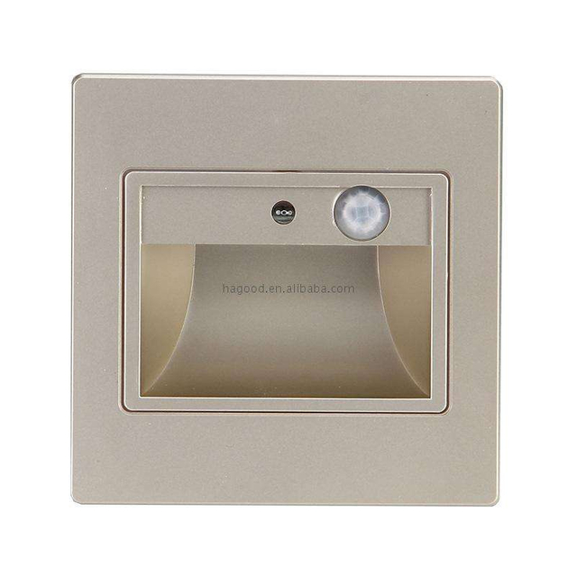Goedkope fabrieksprijs PIR-bewegingsdetector + lichtsensor LED-inbouwtraplicht voor trappen Gebruik met prijs