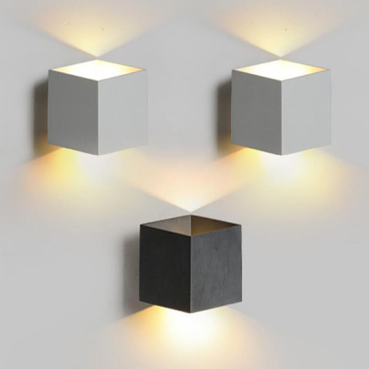 2023 Nieuwe COB Led Wandlamp 6W 12W Waterdichte Outdoor Op en neer Tuinverlichting met Fabrieksprijs