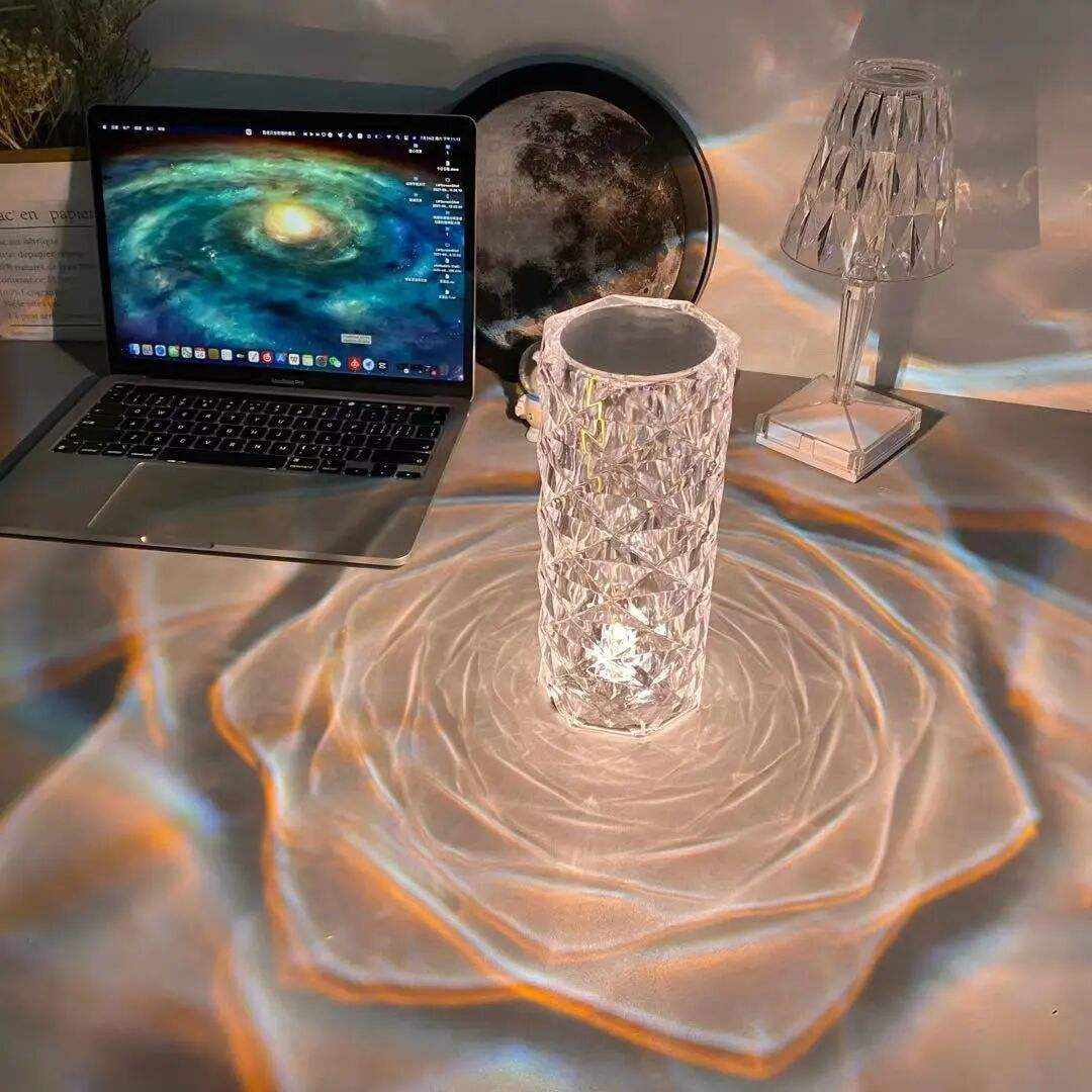 Amazon Luxe Acryl Moderne Transparante Led Touch Control Kristal Nachtkastje Lamp Licht Oplaadbaar Romantisch Diner Licht