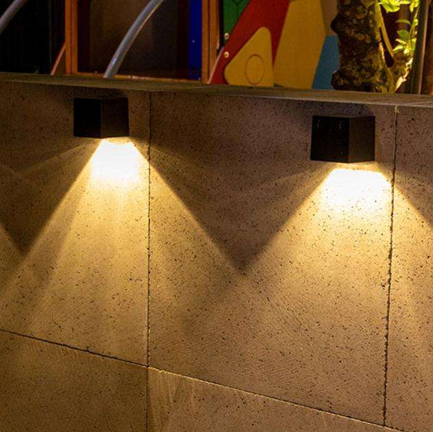 Nieuwe solar wandlamp buiten tuin wandlamp huishouden vierkant nachtlampje spaarlamp waterdicht