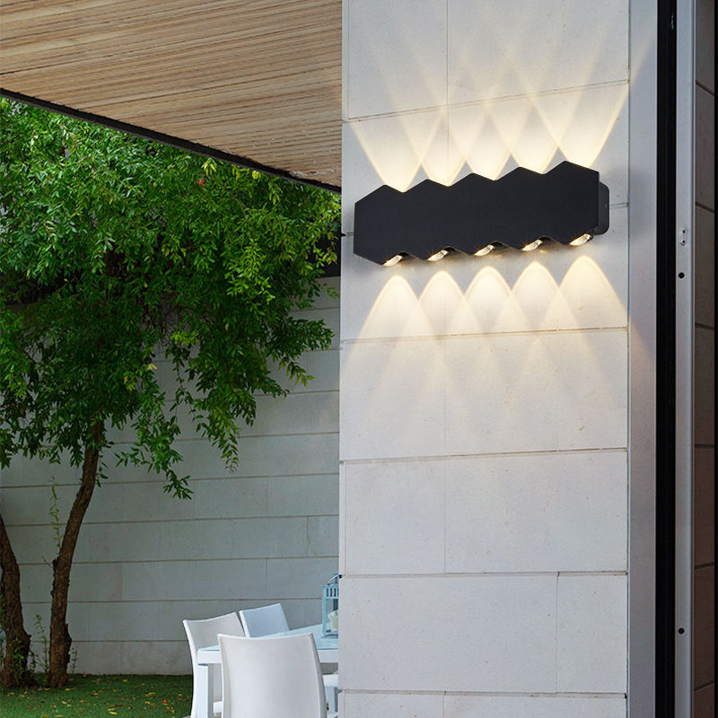 4W 6W 8W 10W Nieuwe Zwarte Waterdichte Outdoor Wandkandelaar Up En Down Lights Wandmontage Made in China Led Light Up En Down