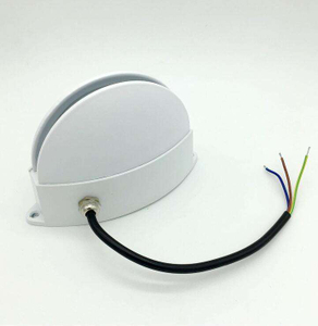 Creatieve waterdichte buitenlamp 360 graden Ray Line lichtgevende gang gangpad decoratieve spotlamp