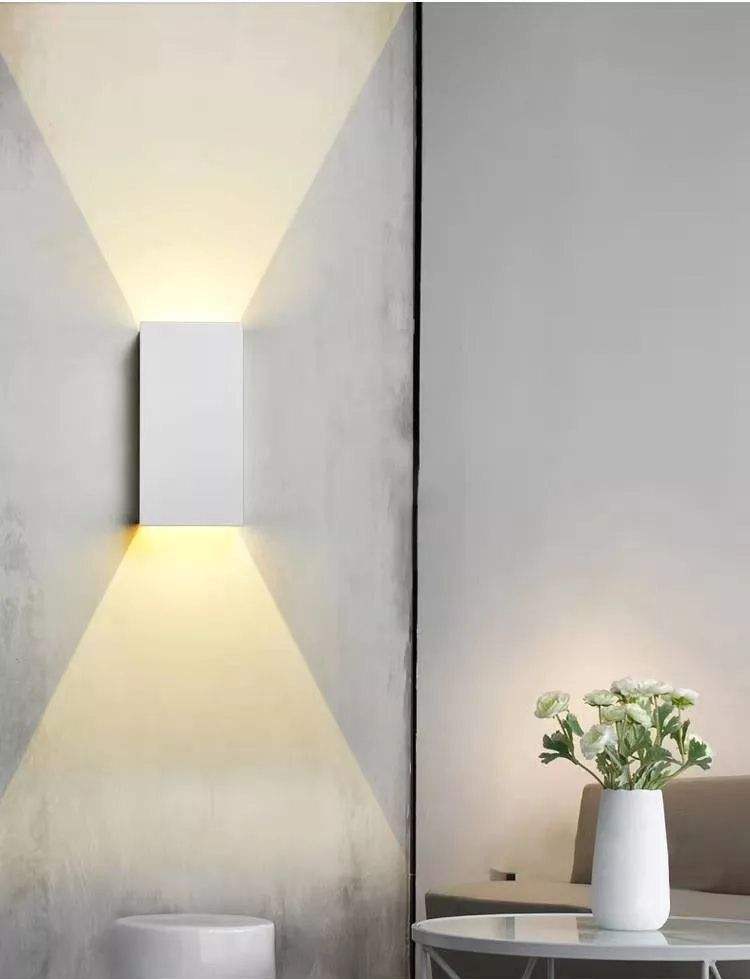 12W led-wandlamp buiten LED-wandkandelaar IP65 waterdichte vierkante metalen schotverlichting