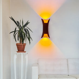 Outdoor Waterdichte IP65 LED Lange Strip Wandlamp Moderne Wandlamp Blaker Geschikt voor Woonkamer Binnenplaats Veranda Patio