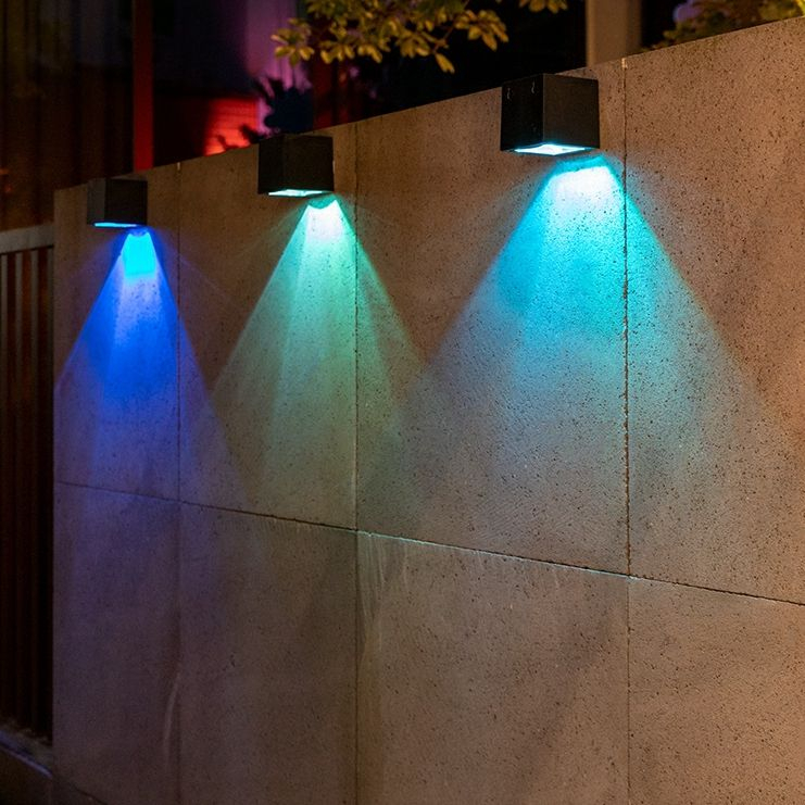 Wandlampen op zonne-energie Wandlampen op zonne-energie Wandlampen op zonne-energie Outdoor Cube Solar Lamp Vierkant Solar Lamp Waterdicht IP65 Warm Licht Lamp