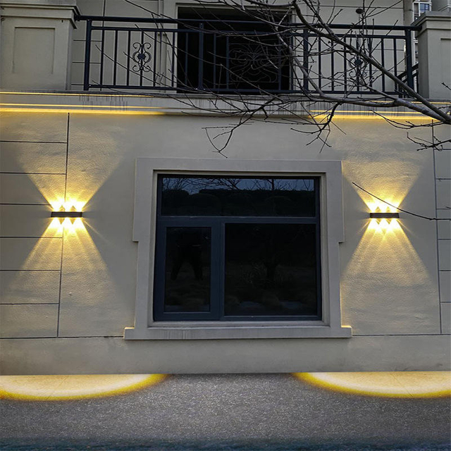 Nieuw buiten waterdicht zonne-licht huis tuin villa buitenmuur schijnwerper super heldere wandlamp decoratief licht muurwas