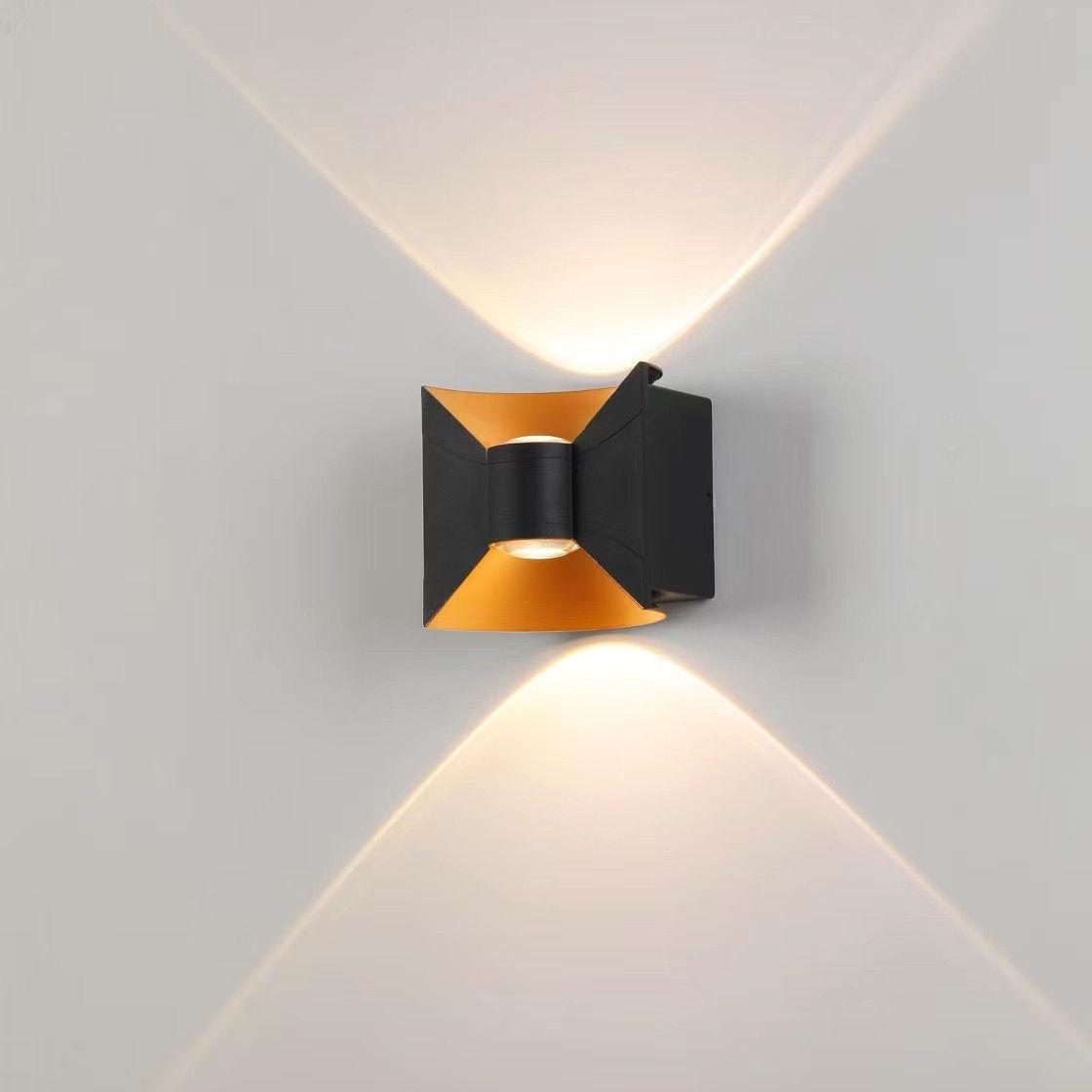 6W 12W Versieren Moderne Hedendaagse Tuin Aluminium Buiten Wandlamp Up Down LED Wandlampen