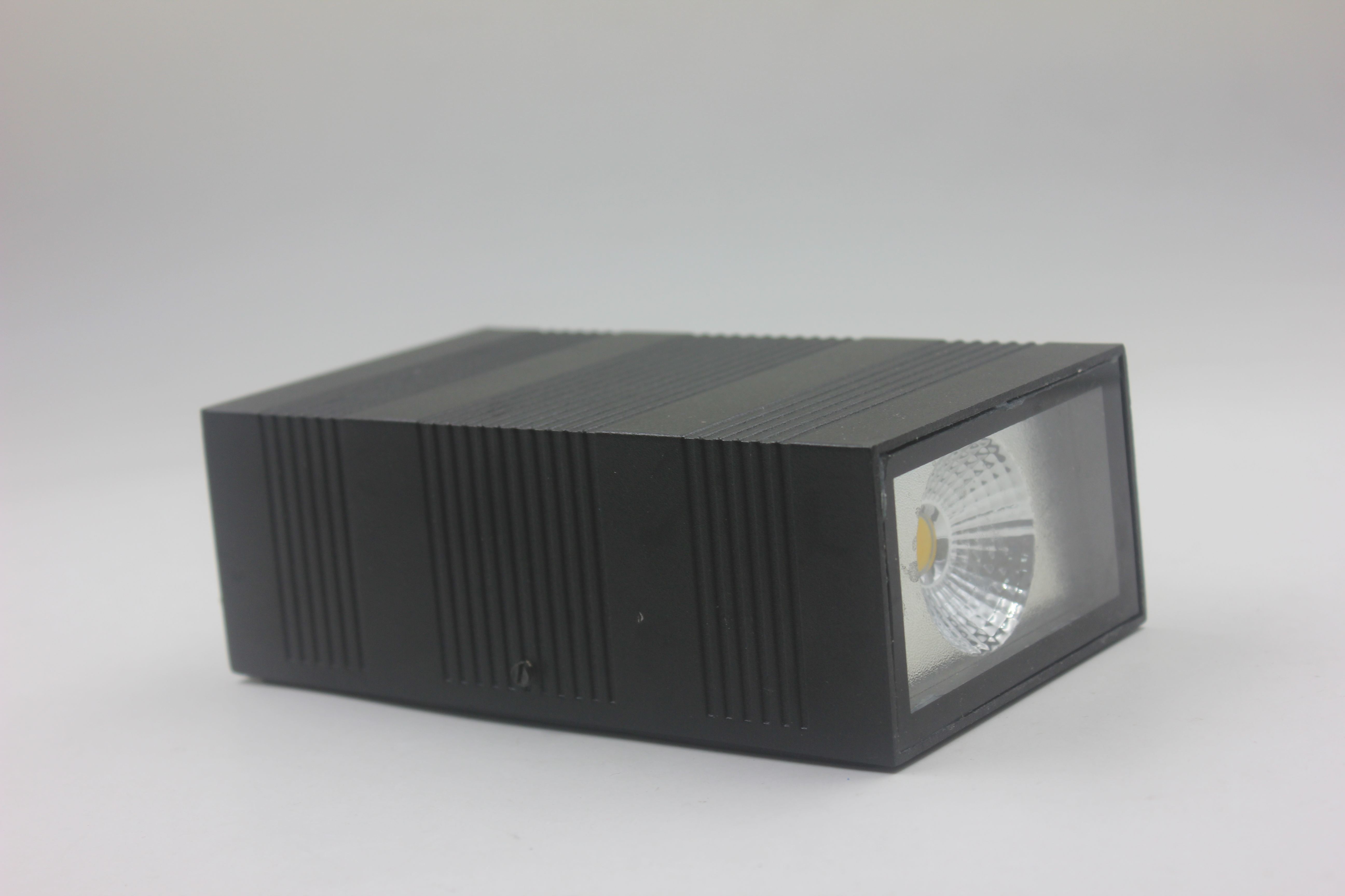 Up and Down COB moderne LED-wandlampen 12W binnenverlichting wandgemonteerde waterdichte wandkandelaar