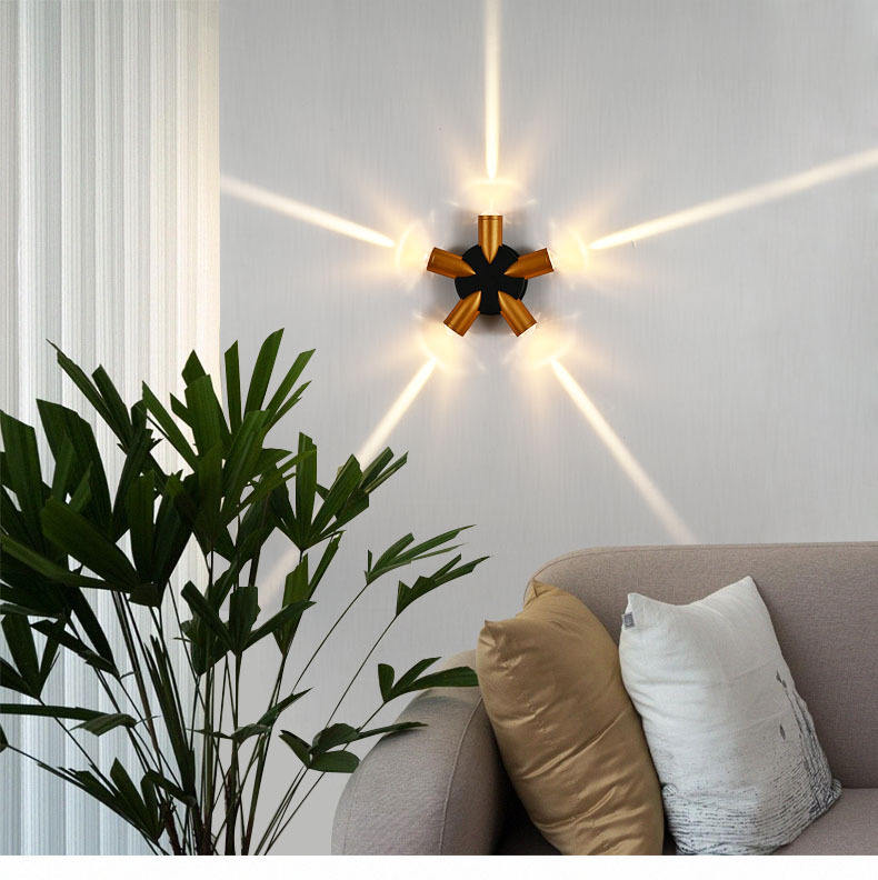 Outdoor Garden Hotel Home Decor Fancy LED Wandlamp Licht Multilaterale Shine Landschap Verlichting Op en neer Meubelgang