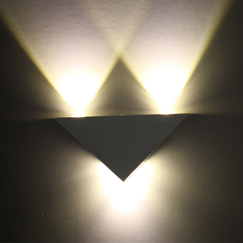 Best verkochte moderne creatieve led driehoek wandlamp 3W 9W voor binnenverlichting
