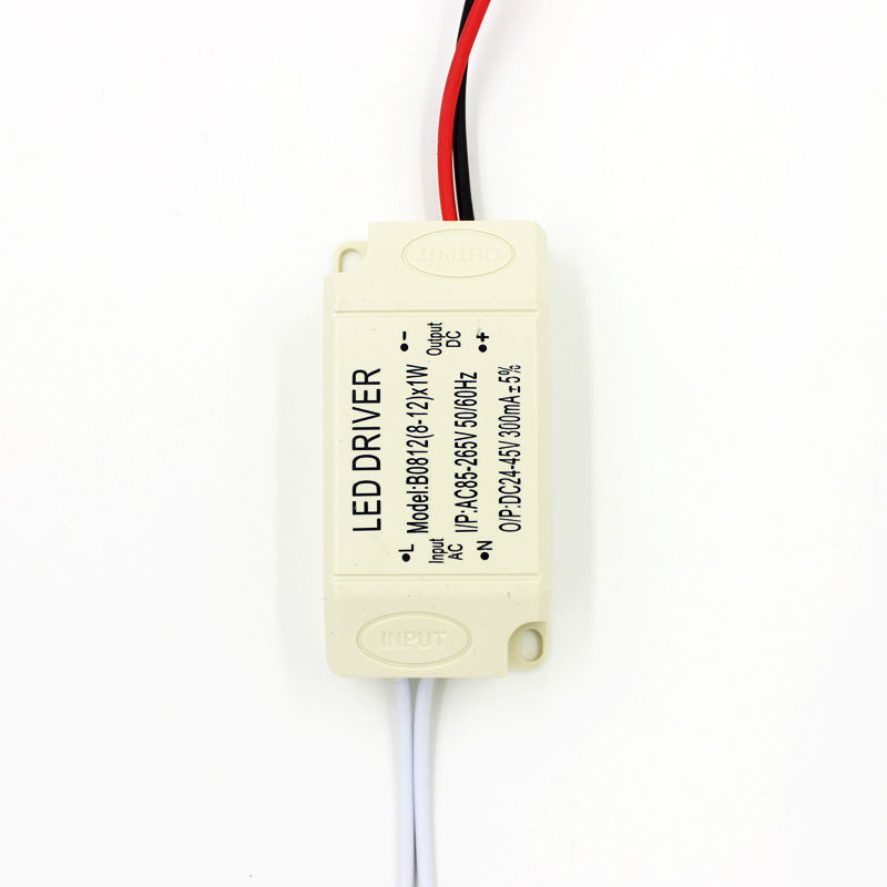 Led driver niet-geïsoleerde driver driver voor led-verlichting plastic hoog vermogen goede kwaliteit transformator 220v 110v 12v schakelende voeding blaker lamp fabrieksprijs