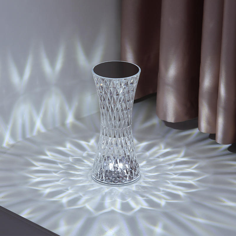 Small Waist Crystal 16 Color Table Lamp Bar Table Sfeerlamp Unplugged Slaapkamer Bedlampje Verjaardagscadeau voor vriendin