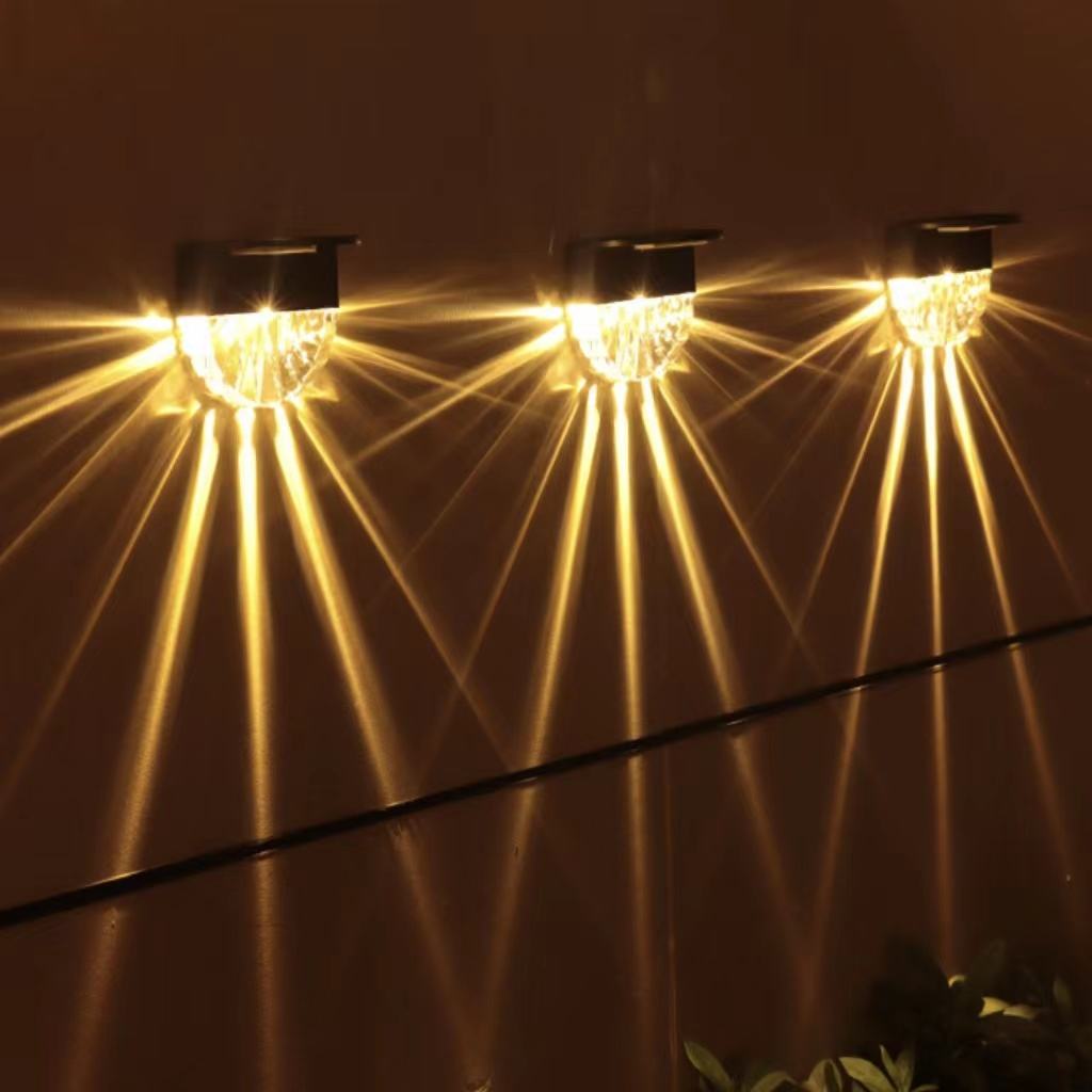 Warm Wit LED Solar Lamp Pad Trap Outdoor Tuinverlichting Zonne-energie Balkon Licht Decoratie voor Patio Trap Hek goederen