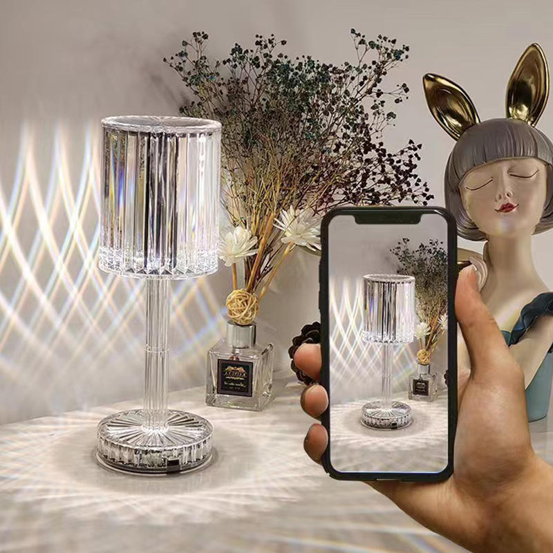 Fancy Night Lights Led Night Light Italiaanse Designer Kristallen Tafellamp Moderne Mode USB Opladen Romantisch Cadeau Nachtlampje Bloem LED Tafellamp Armatuur