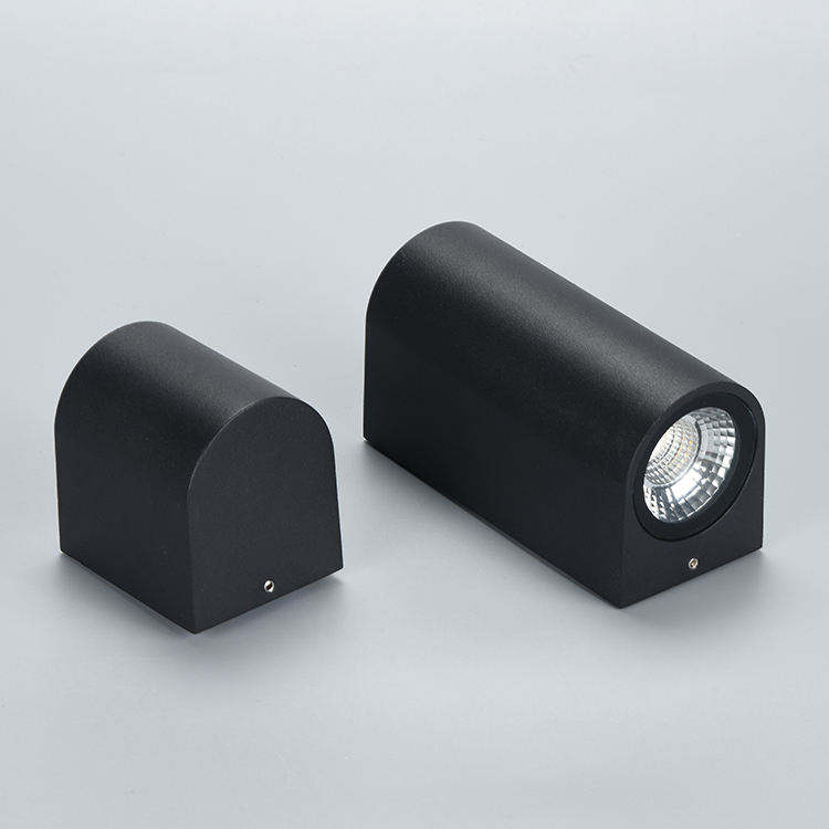 Moderne buitenwandlampen Ip65 waterdichte binnenwandverlichting Op en neer buitenverlichting Wandlamp