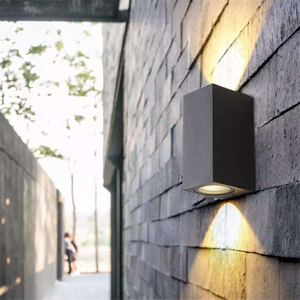 12W vierkante dubbele kop waterdichte wandlamp Unieke nachtlamp IP65 waterdichte wandlamp voor tuindecoratie